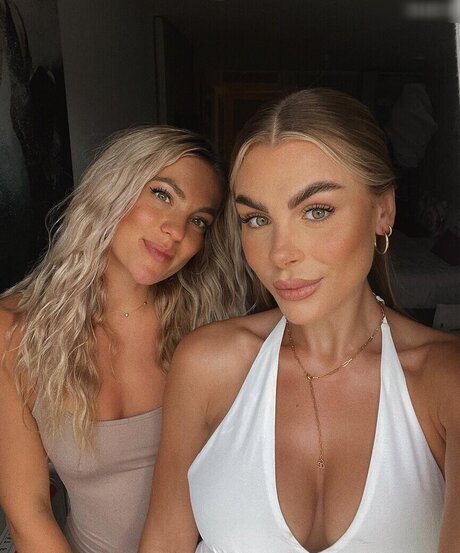 Lenaknk onlyfans nsfw