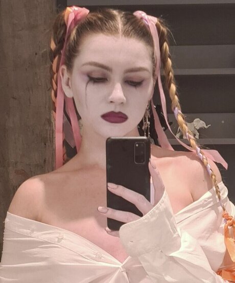 Anastasia Kreslina onlyfans leaj