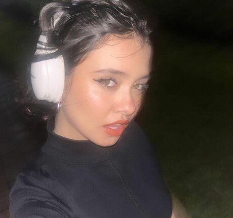 Sophie Michelle naked only fans