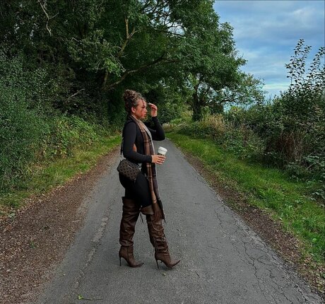 Olivia Alex tits onlyfans