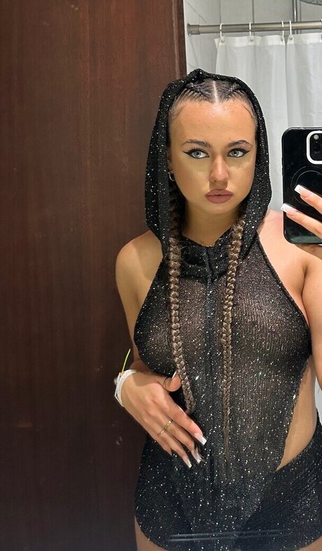 Olivia Alex onlyfans desnuda