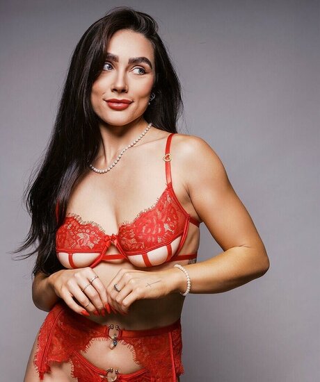 Emma Rosalie onlyfans naked leaked