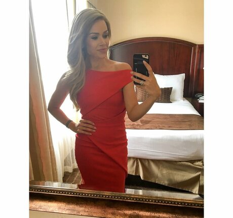 Teresa Scanlan onlyfans pictures