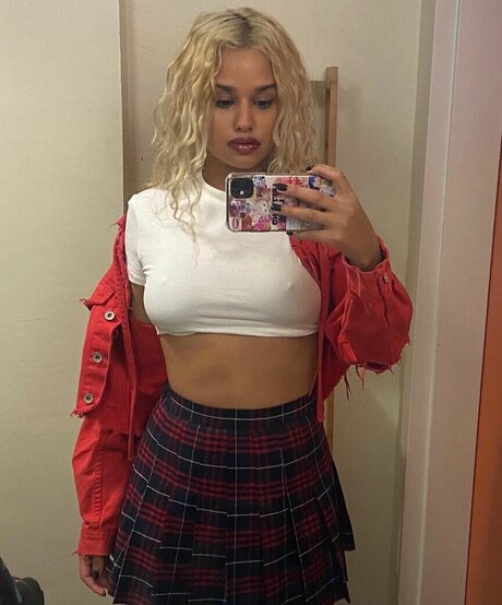 Tommy Genesis leaked onlyfans free