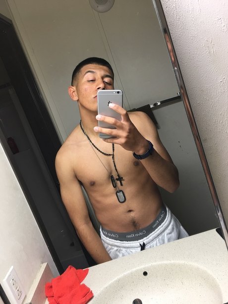 Derian X Lara onlyfans pics leaked