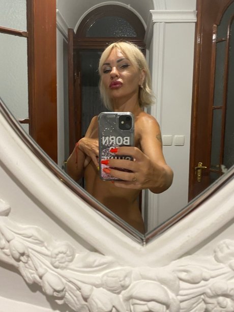 _Nessi the Violinist_ nudes only fans