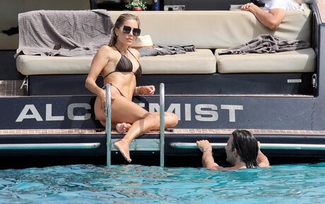 hottest trans onlyfans sexy naked images