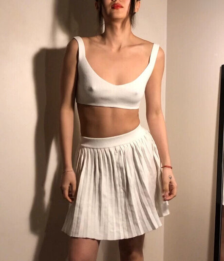 college teen onlyfans hot pics