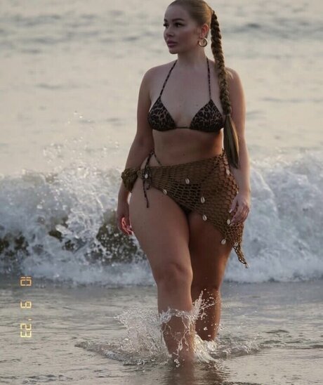 beautiful face onlyfans free porn plate