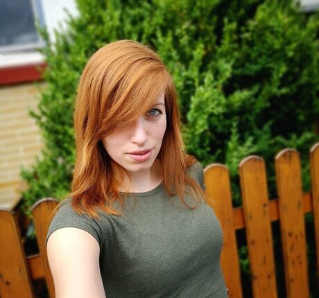 einfachsonina feet onlyfans