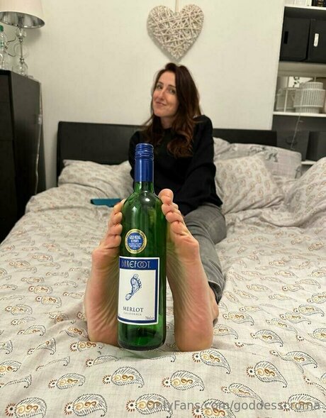 Goddess Croma onlyfans naked leaks