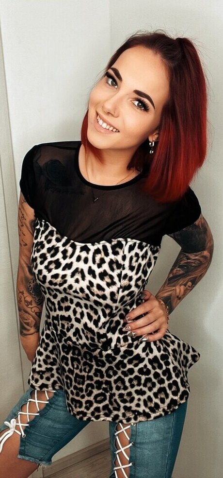 granny thick onlyfans beautiful nude render