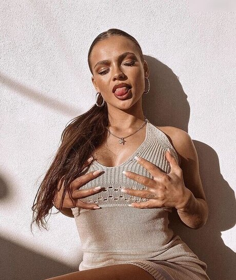 Jeje Lopes onlyfans leaked