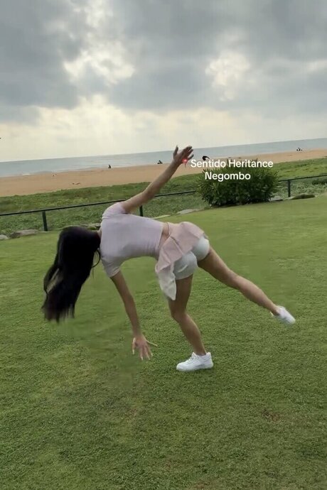 huge shemale onlyfans adult scene