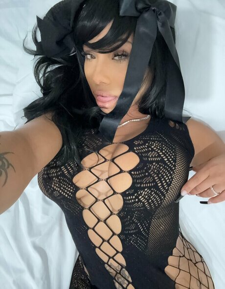 ayisha mia onlyfans porn leaked