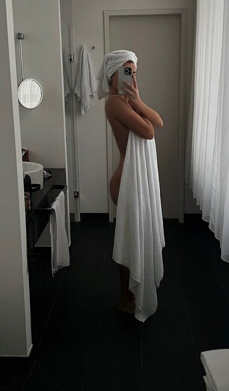 Anna Maria Schimanski onlyfans content