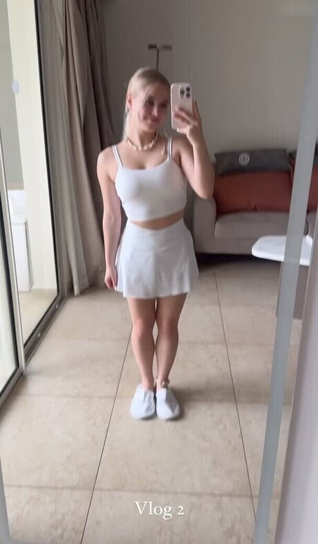 big tits mom onlyfans pornos still