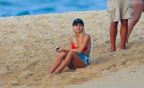 Pia Mia Perez  shots