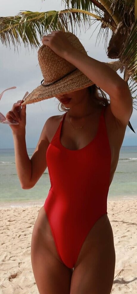 Pia Mia Perez onlyfans nude leaks