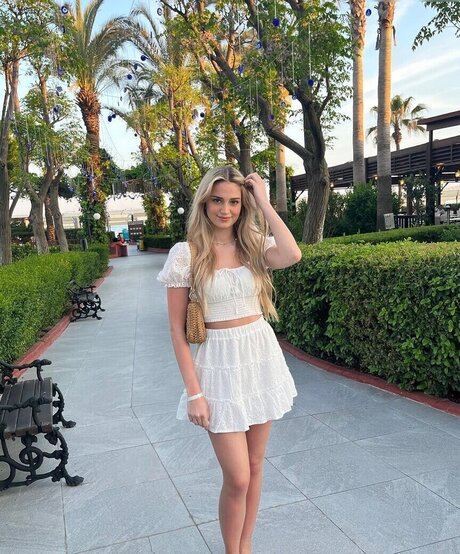 Vanessa Wende onlyfans free porn