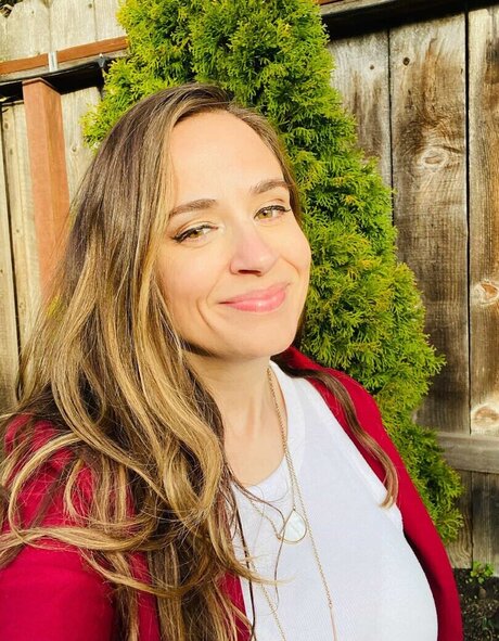 BellaSuede onlyfans posts