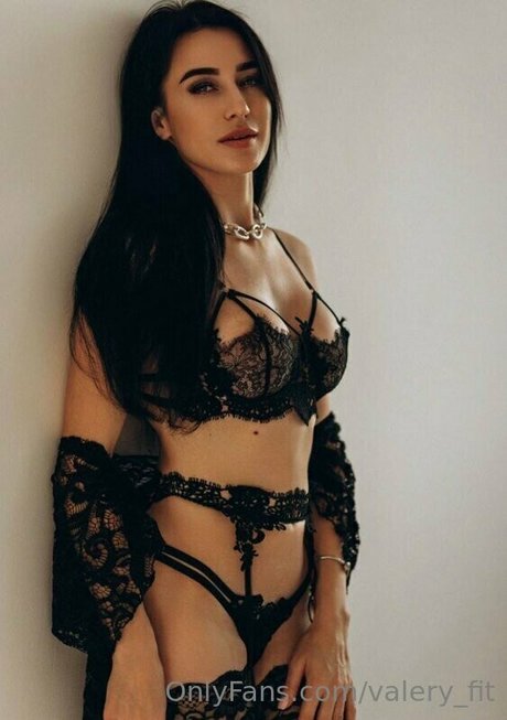 valery fit onlyfans boobs