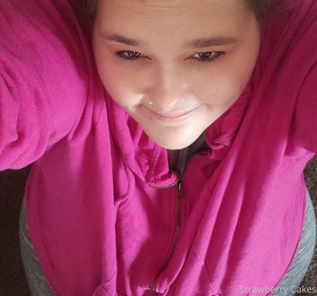 strawberry cakes porn onlyfans leak
