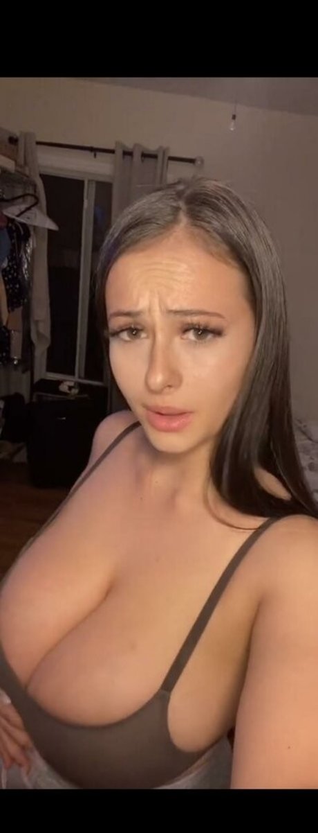 Emma Trotta naked onlyfans leaked