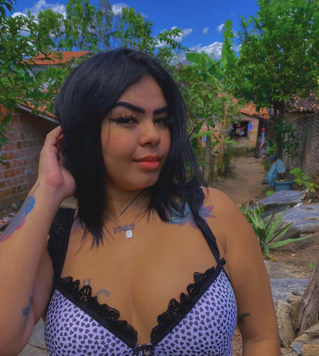 Leticia Bessa desnuda onlyfans