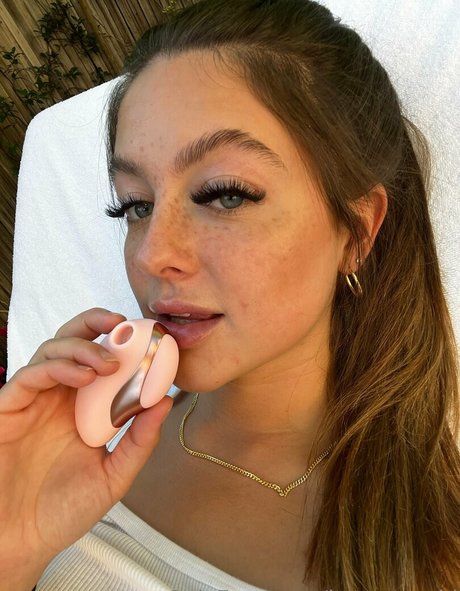 friends wife onlyfans hot sexy portrait