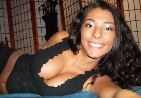 Ava Glam Model only fans pic