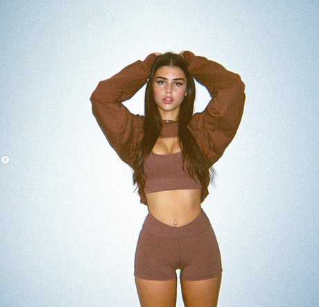 Leah Halton onlyfans uncensored