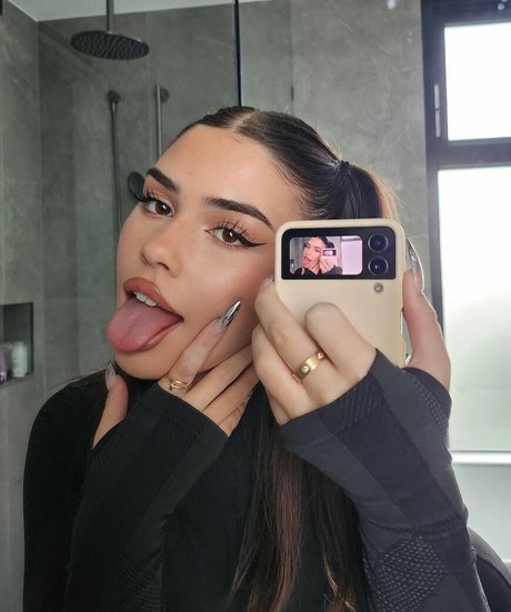 Leah Halton onlyfans leaks nude