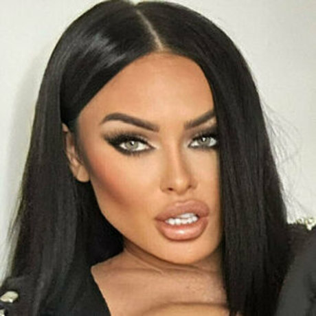 evilwomanfree onlyfans leak free