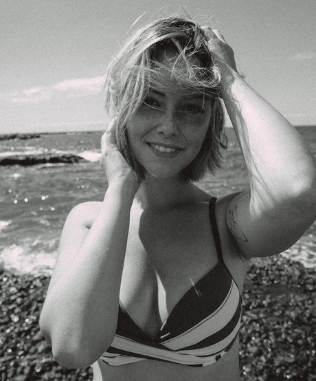 Shauna Dewit onlyfans porn