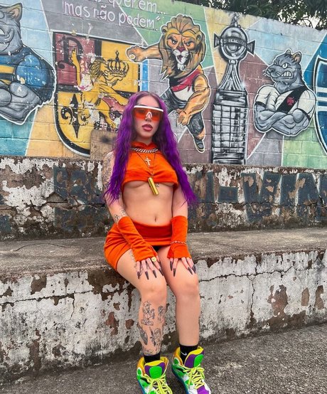 Ana Julia Mendes onlyfans naked