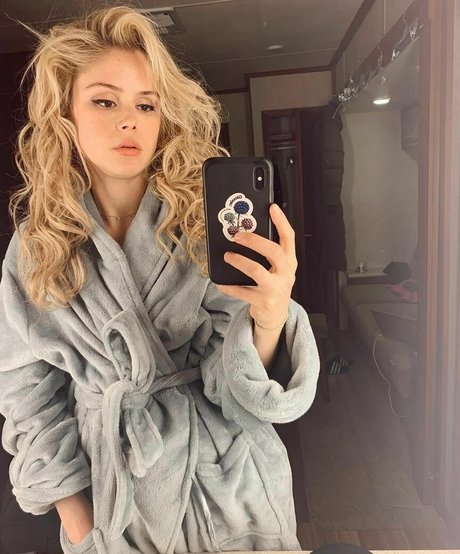 Erin Moriarty onlyfans pic