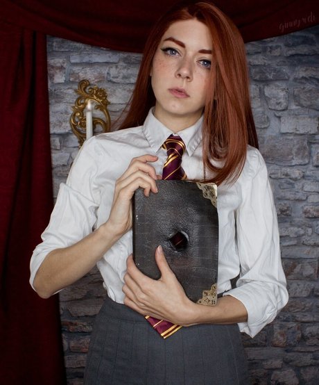 Ginny Di onlyfans model