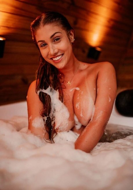 Juu Ferronato onlyfans creator