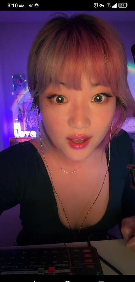 Mystiquede only fans content