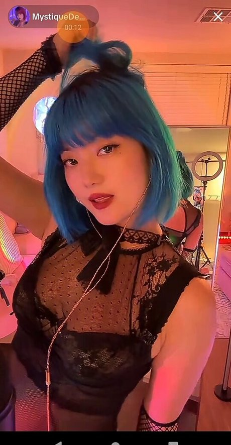 Mystiquede onlyfans content