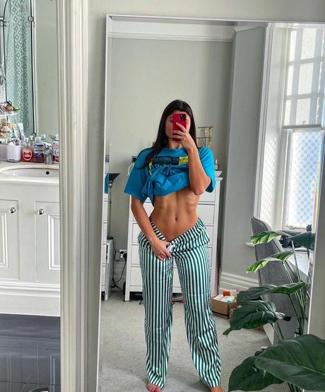 livefitelle only fans naked