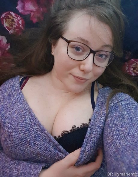 lilymariemfc naked only fans