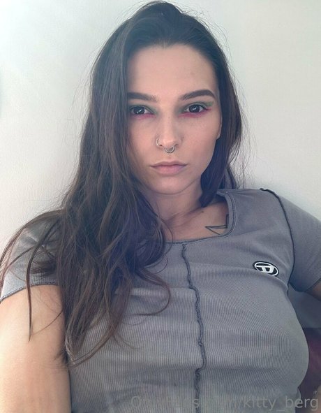 sex girls onlyfans beautiful portrayal