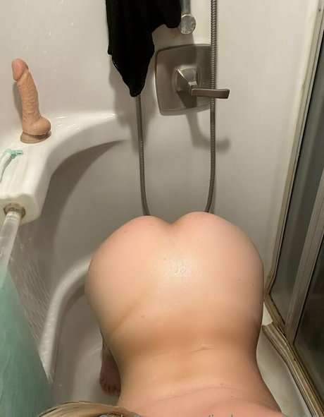 jade wes9811 onlyfans sexy