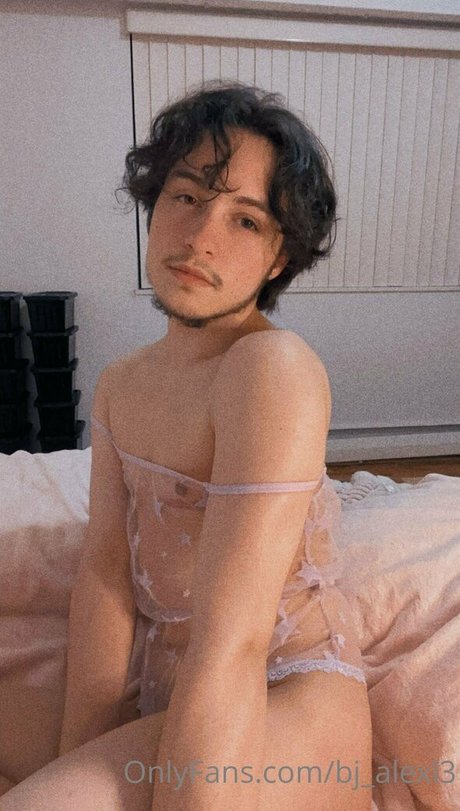 xox0kai0xox onlyfans boobs