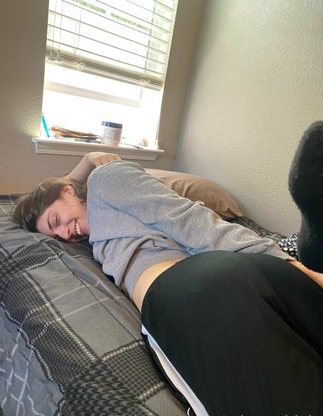 mia and lola only fans nude