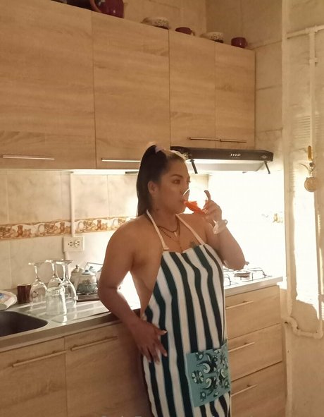 amateur swinger onlyfans beautiful porn self-portrait