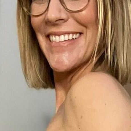 Casanlom topless onlyfans