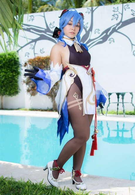 Hitomi Locks onlyfans porn nude